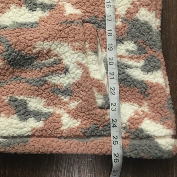 fleece 1/4 zip sweater with pockets - Picture 5 of 5